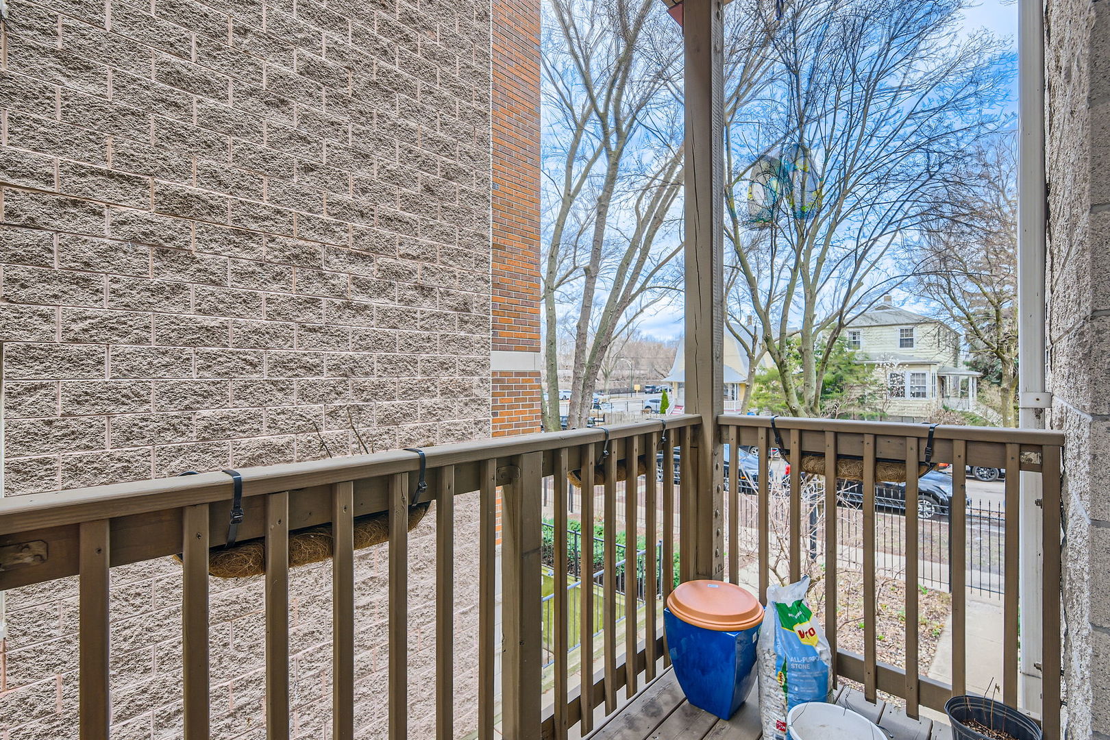 1761 W MORSE Avenue Unit: 1N