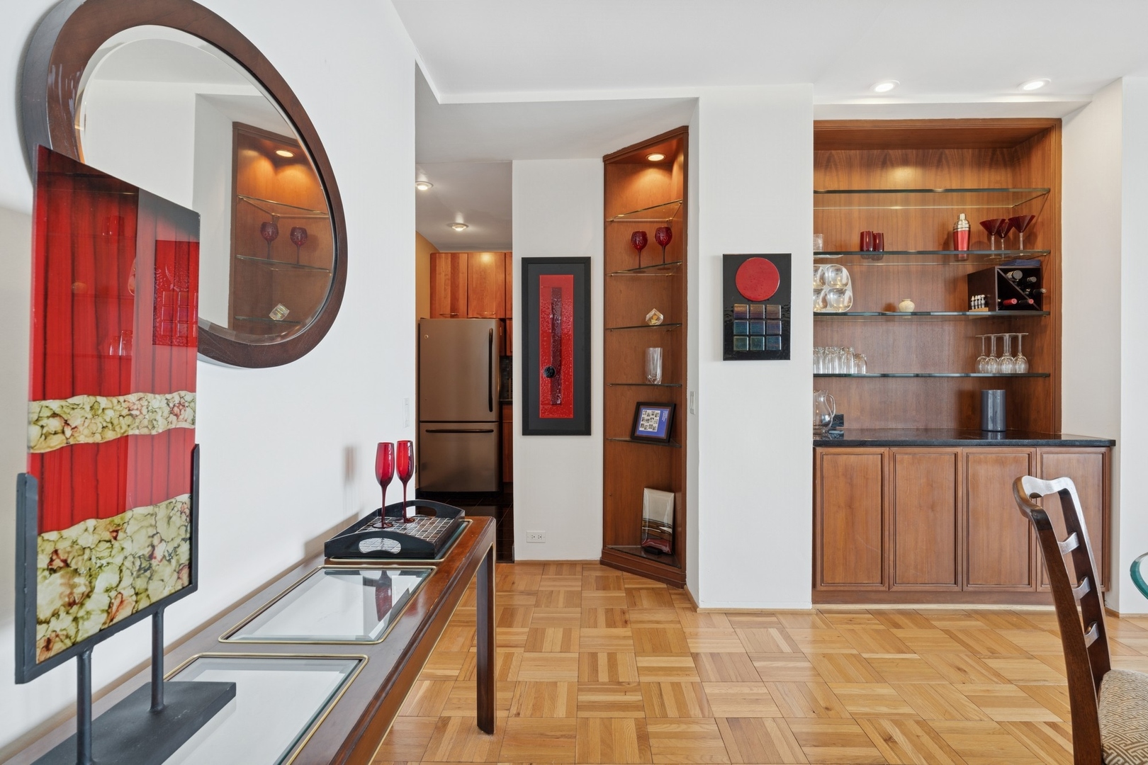 880 N Lake Shore Drive Unit: 11D