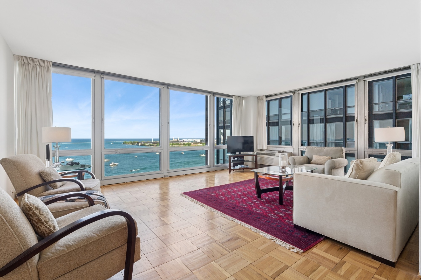 880 N Lake Shore Drive Unit: 11D