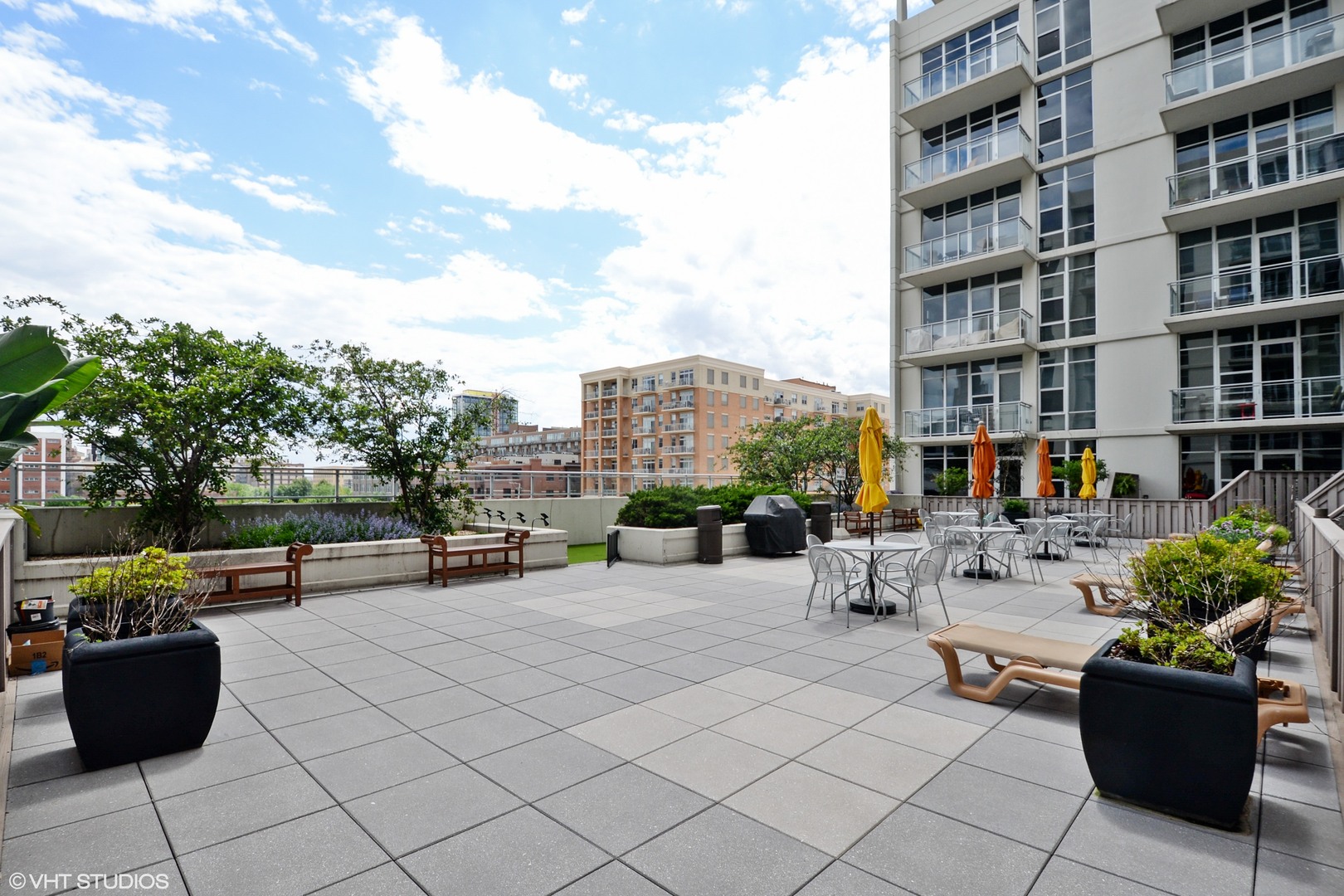 901 W Madison Street Unit: 415