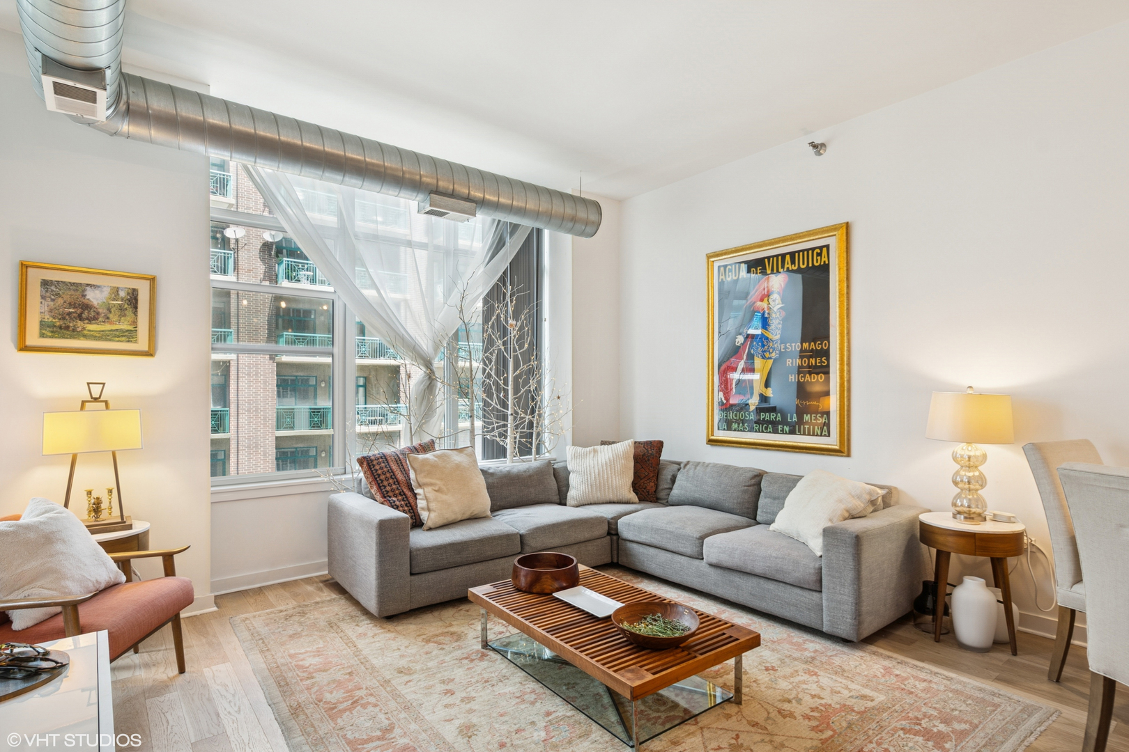 901 W Madison Street Unit: 415