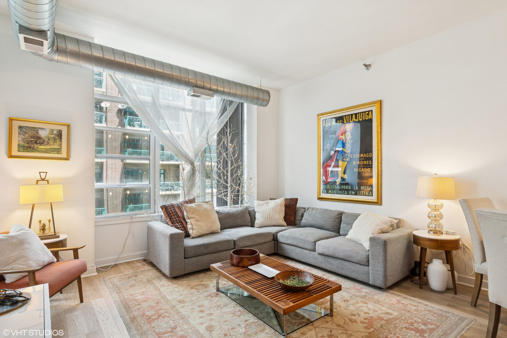 901 W Madison Street Unit: 415