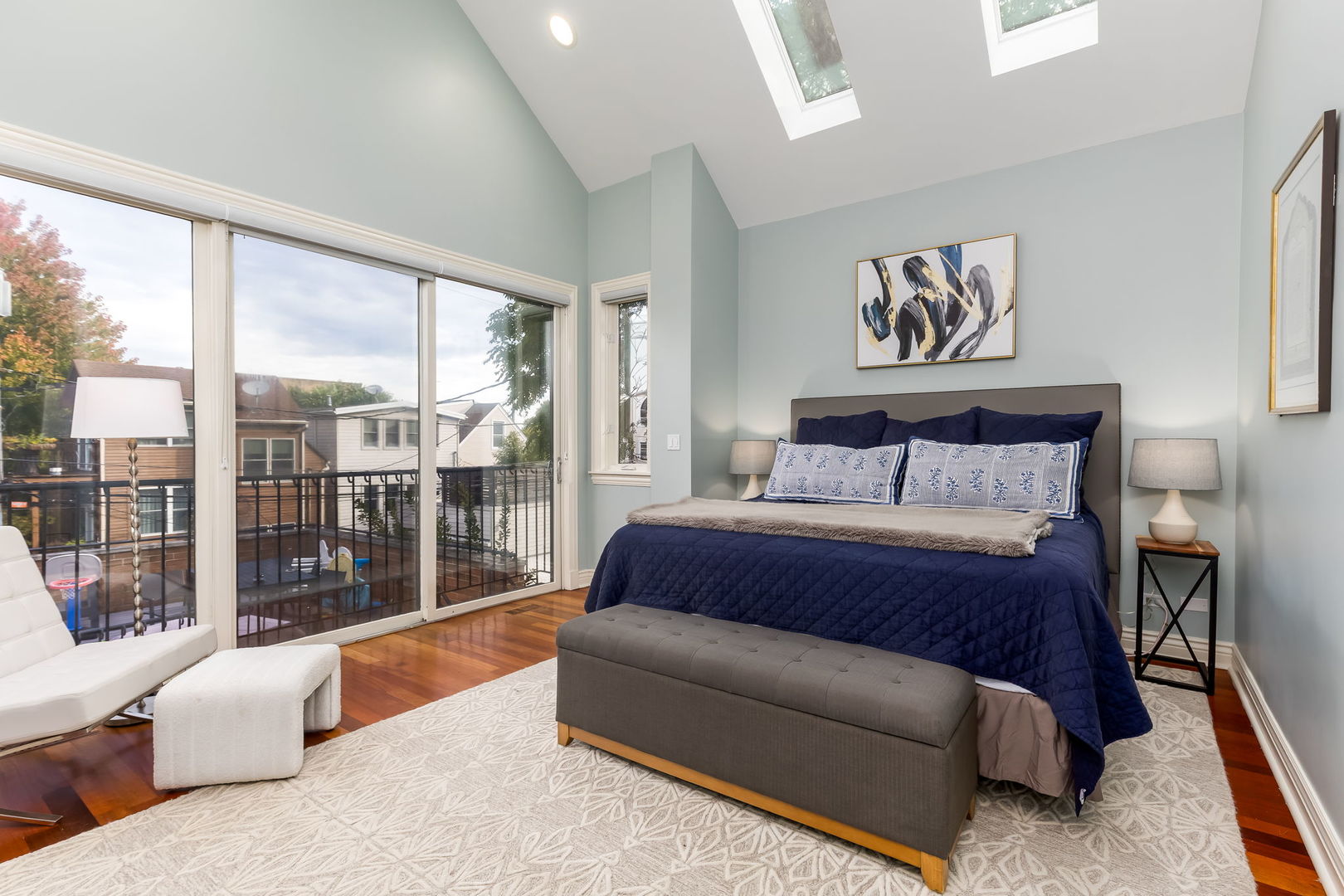 2320 W Charleston Street