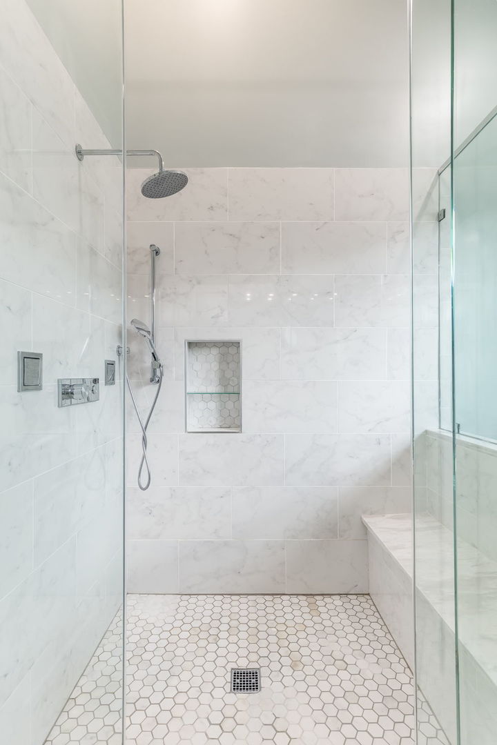 2320 W Charleston Street