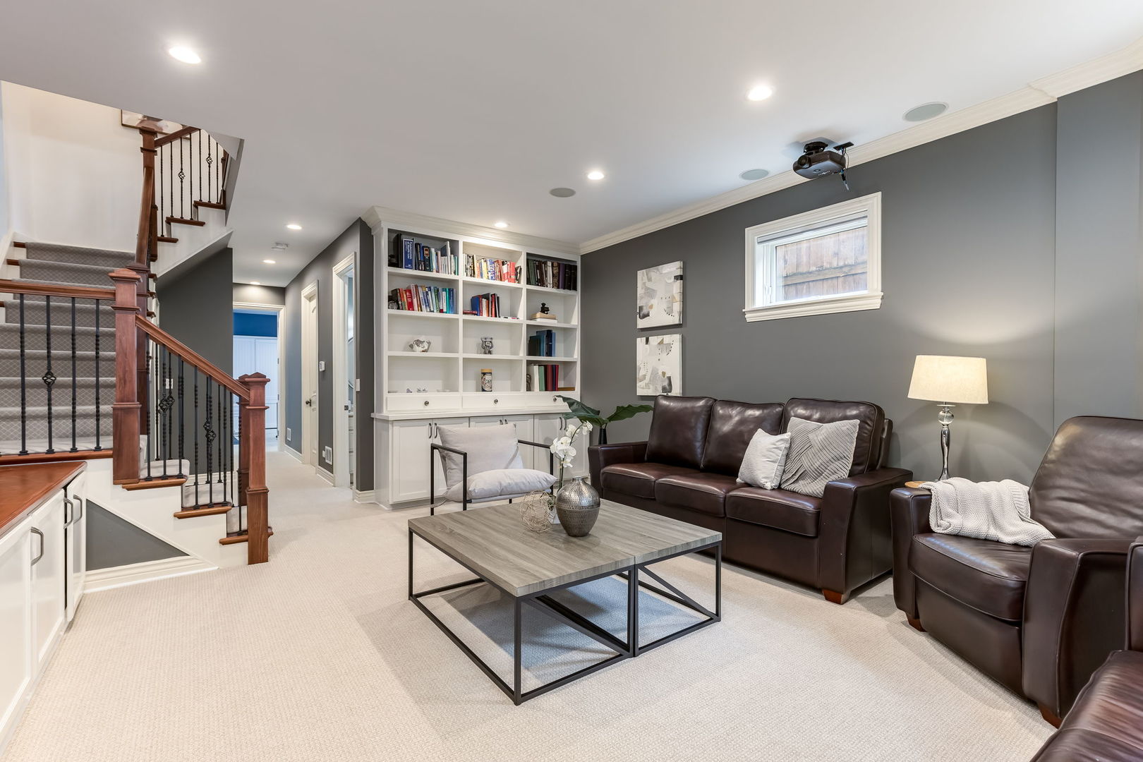 2320 W Charleston Street