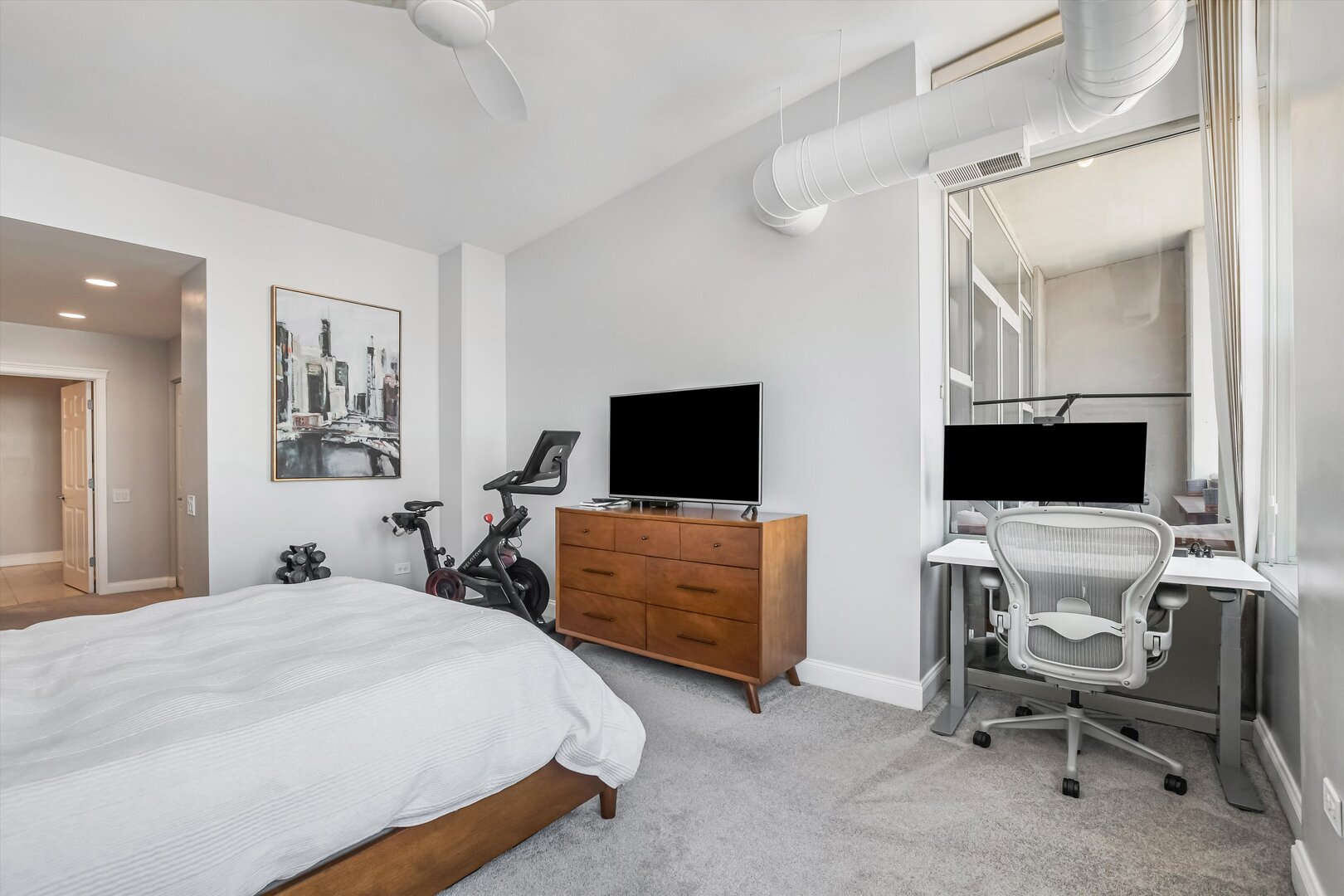 1001 W Madison Street Unit: 713
