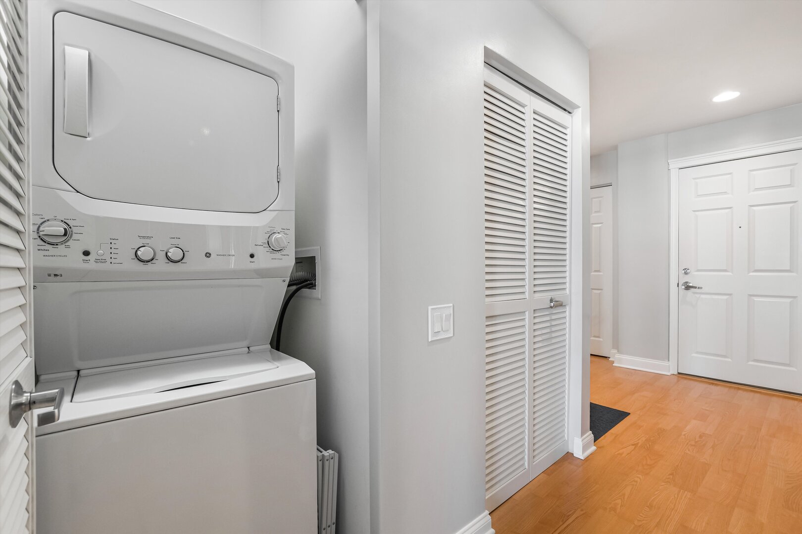 1001 W Madison Street Unit: 713