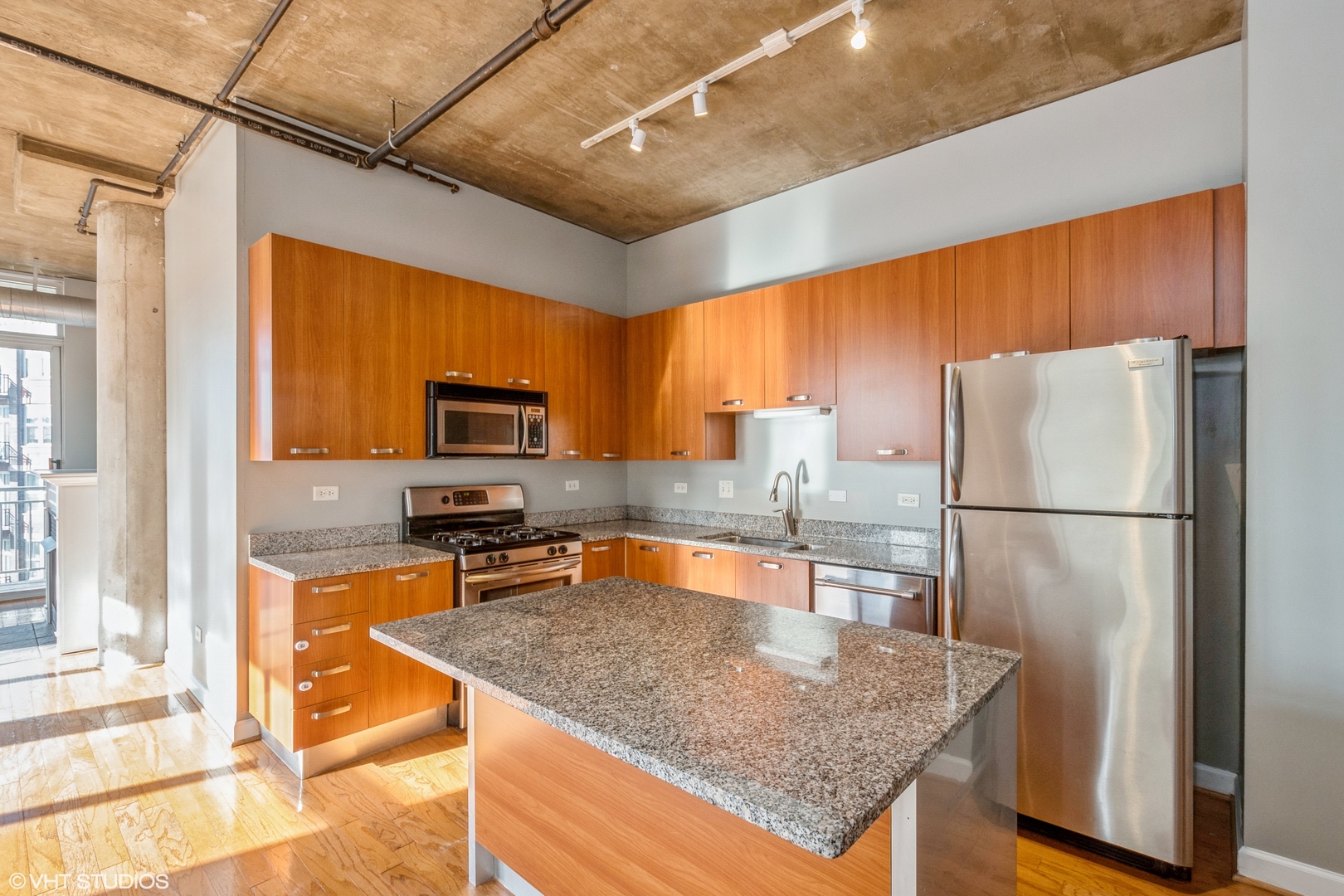 111 S Morgan Street Unit: 714