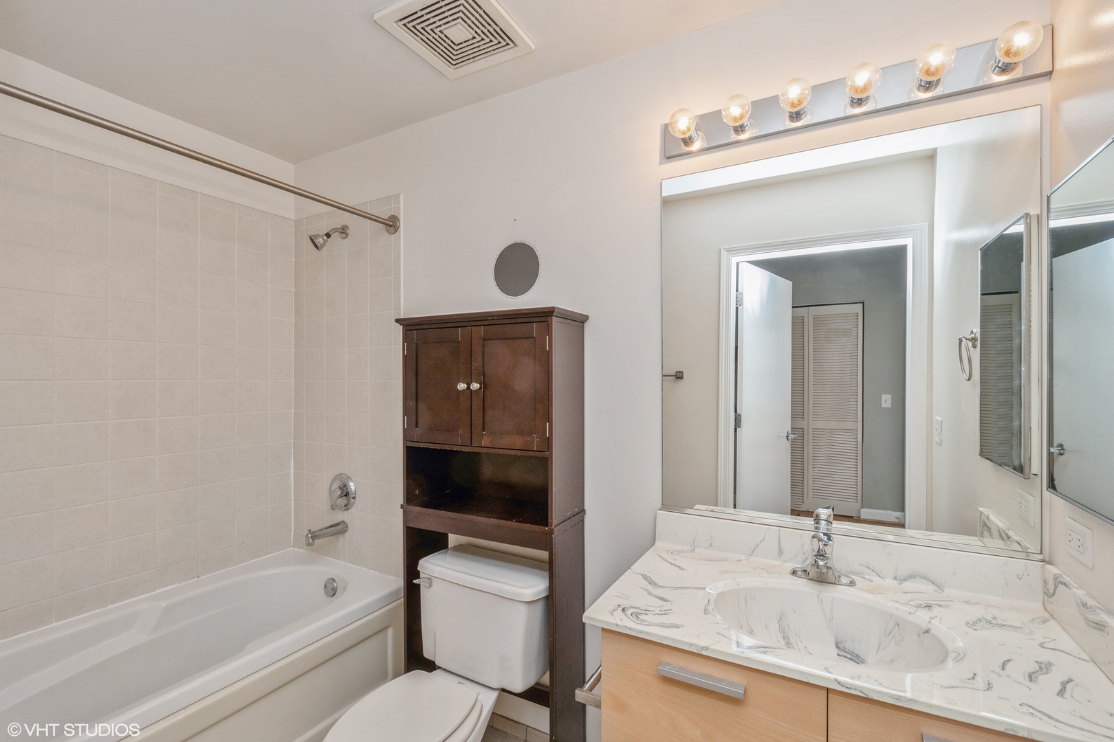 111 S Morgan Street Unit: 714