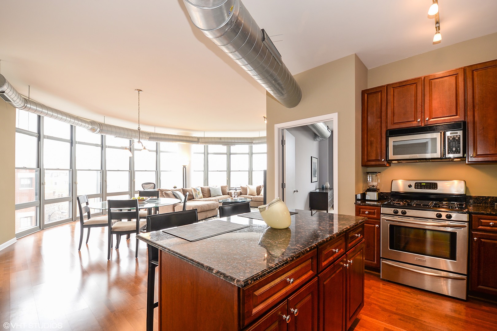 1200 W Monroe Street Unit: 508