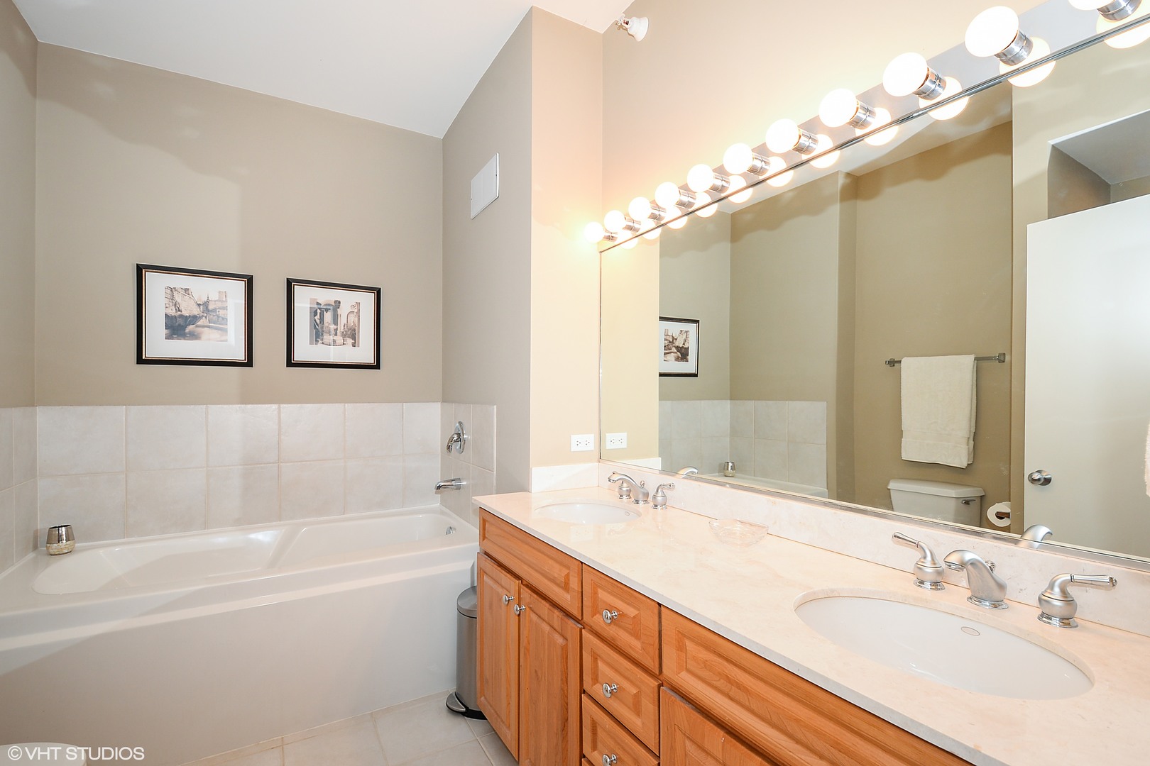 1200 W Monroe Street Unit: 508