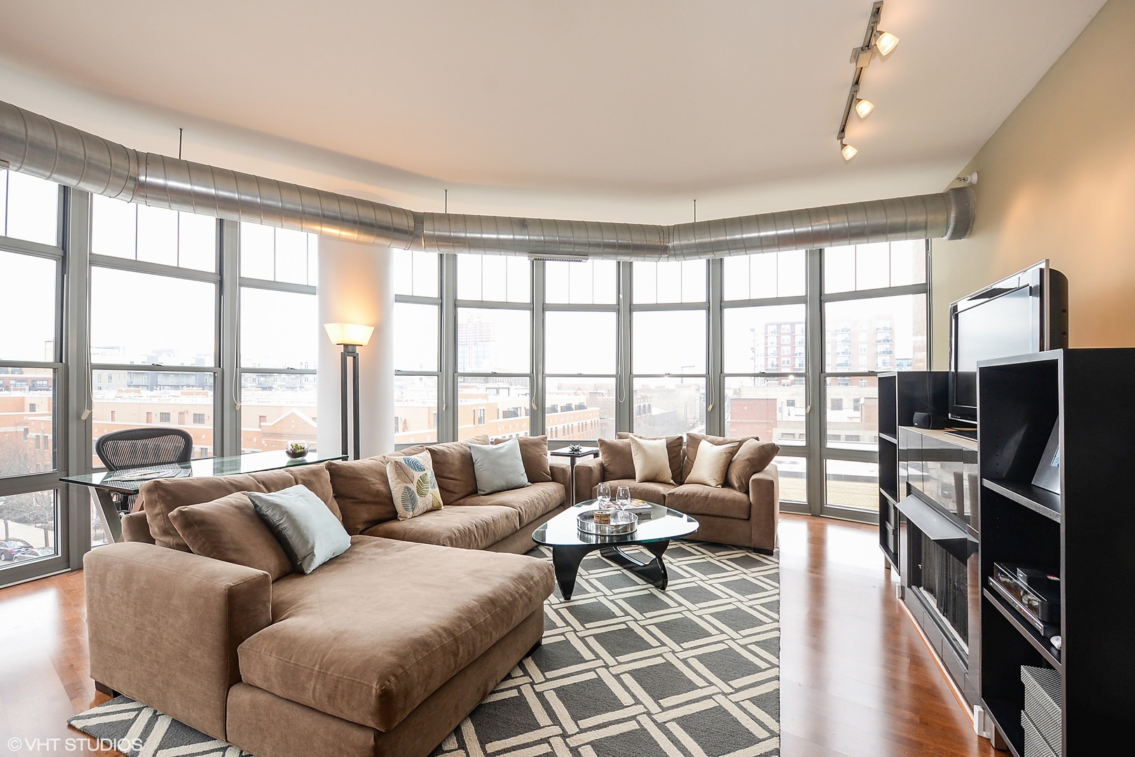 1200 W Monroe Street Unit: 508