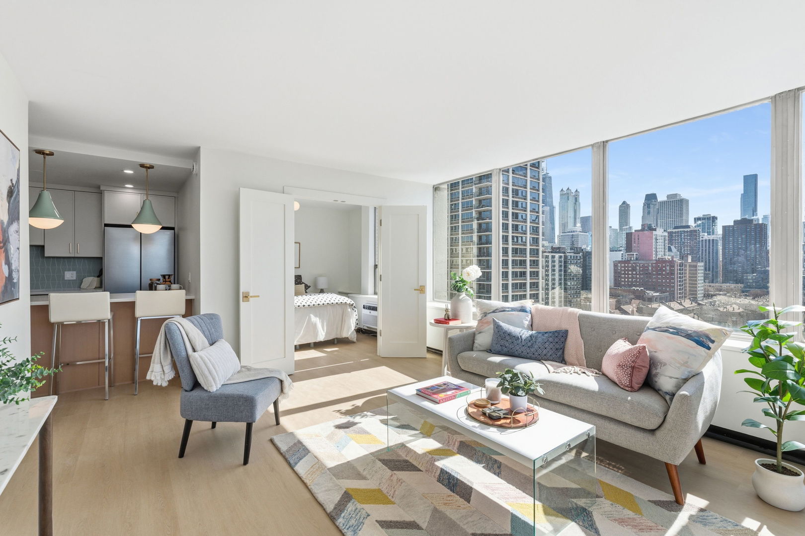 1455 N Sandburg Terrace Unit: 1501B