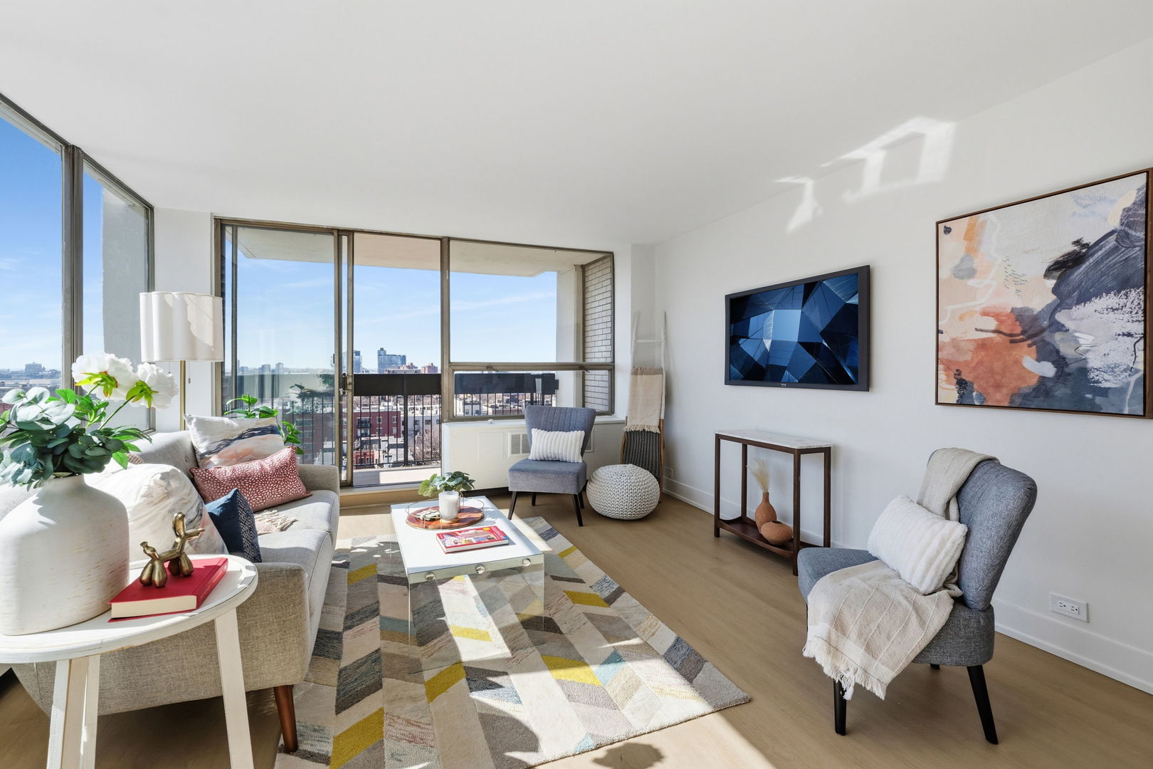 1455 N Sandburg Terrace Unit: 1501B