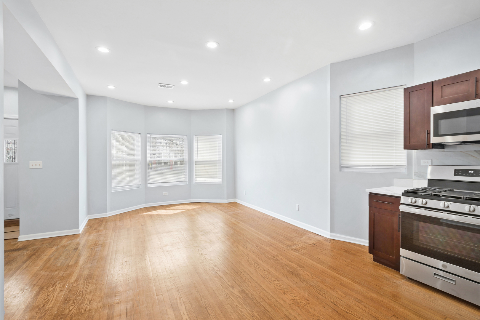 4918 N Spaulding Avenue Unit: 1