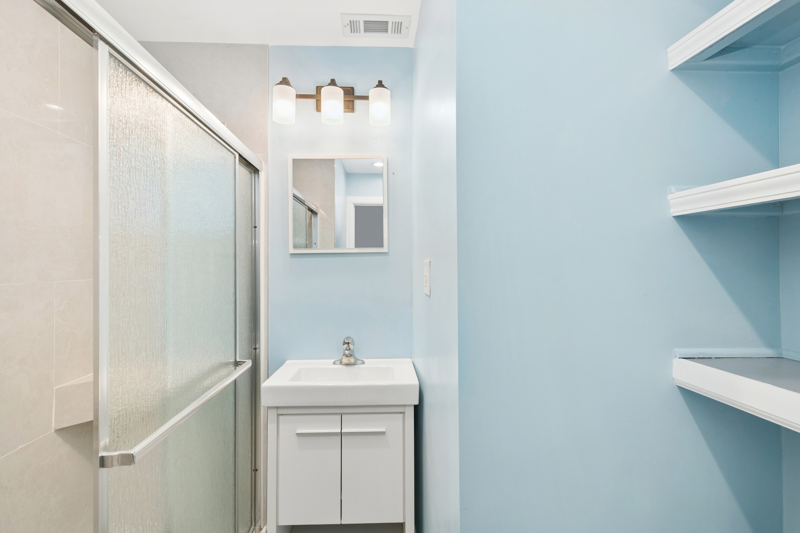 4918 N Spaulding Avenue Unit: 1