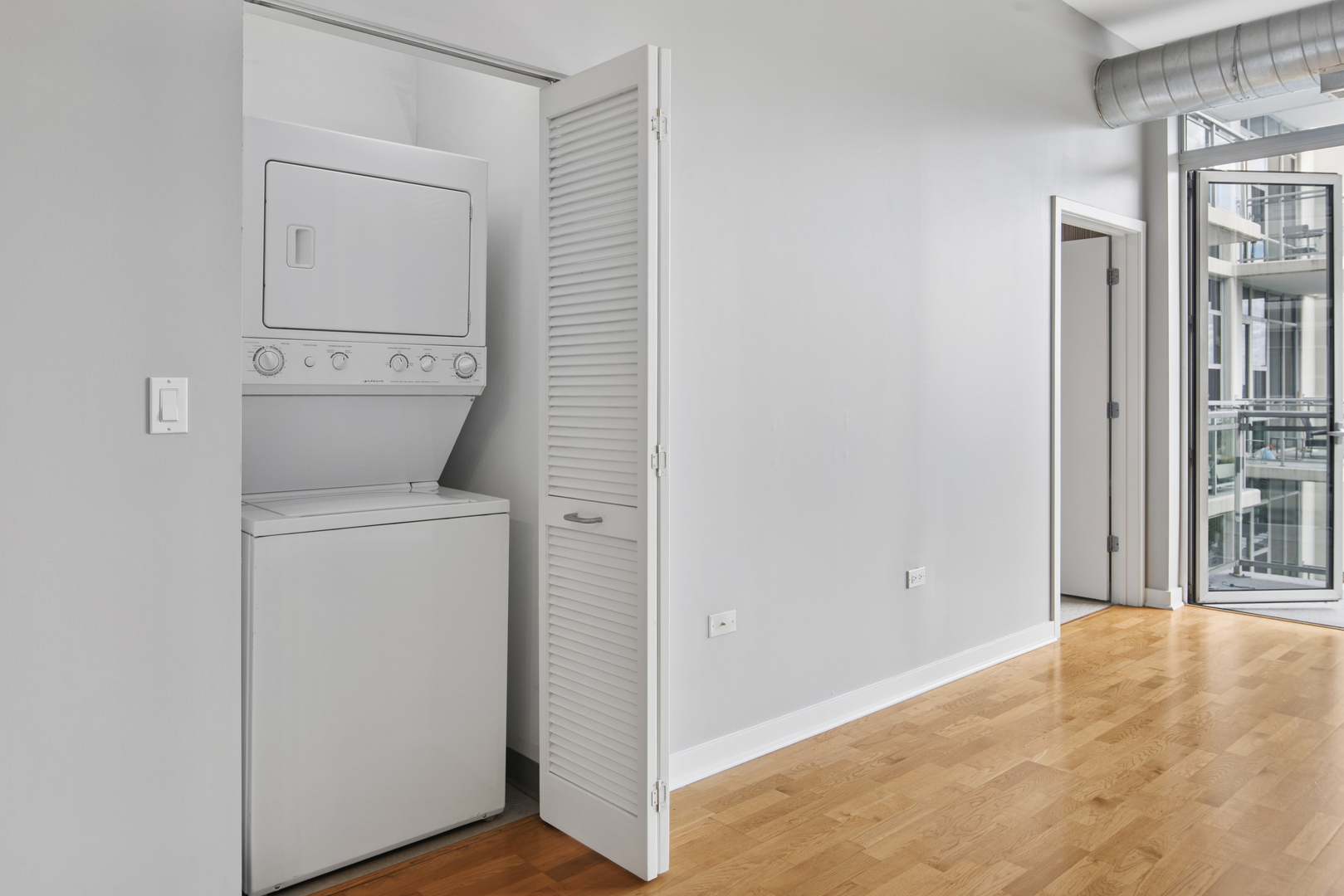 901 W Madison Street Unit: 601