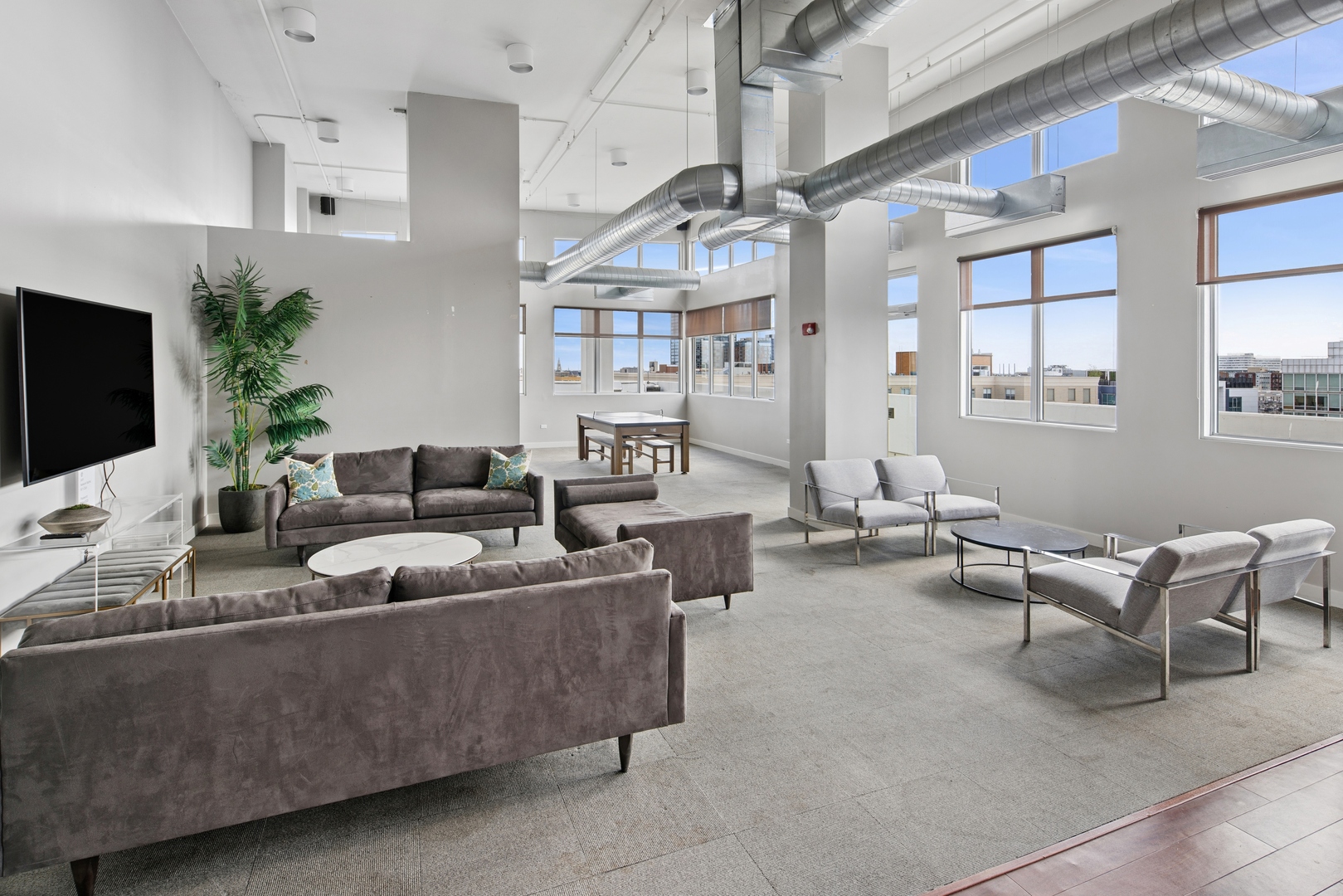 901 W Madison Street Unit: 601