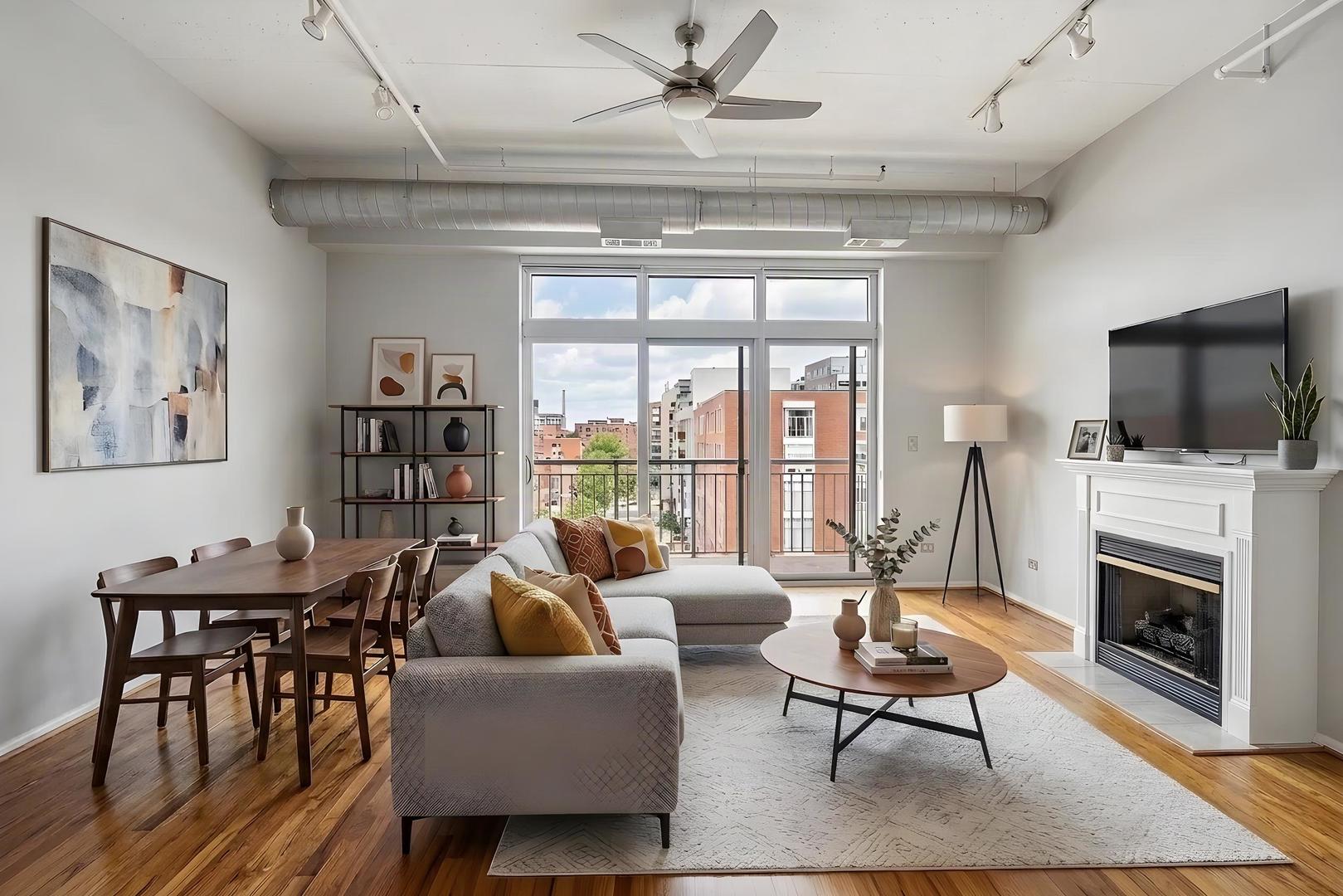 950 W MONROE Street Unit: 616