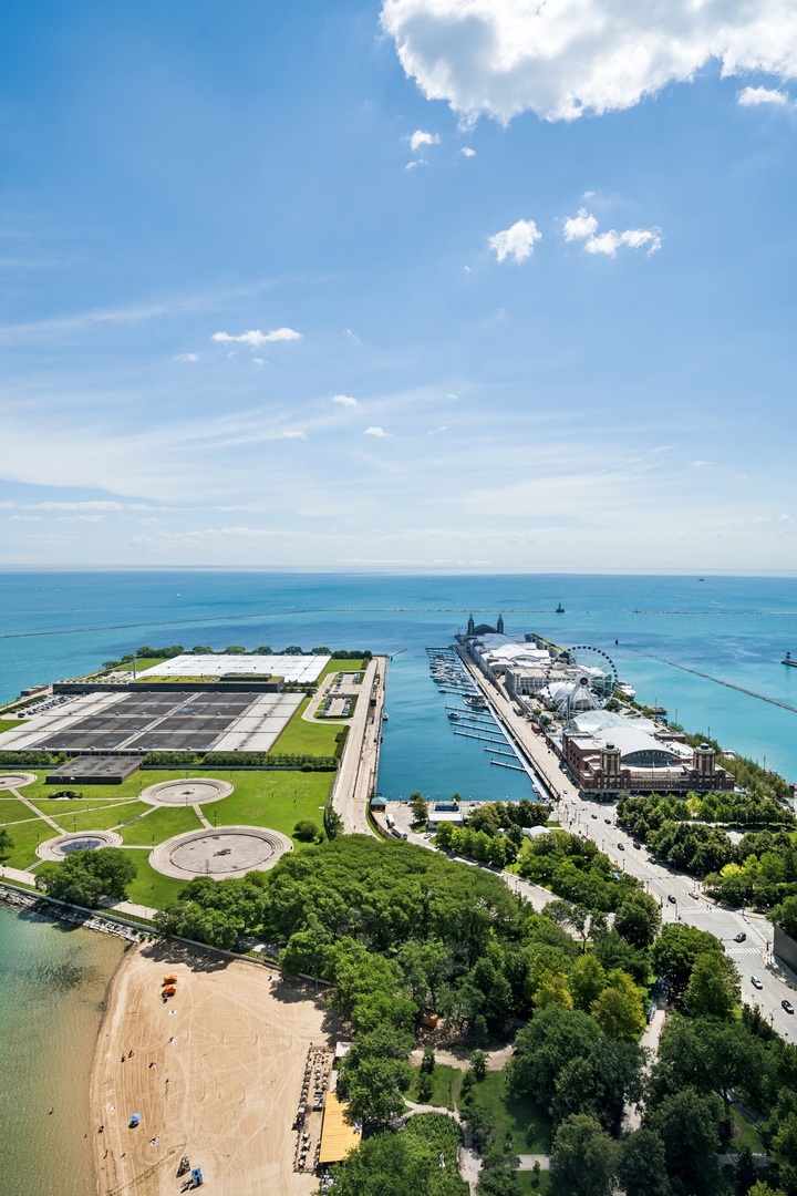 600 N Lake Shore Drive Unit: 4211