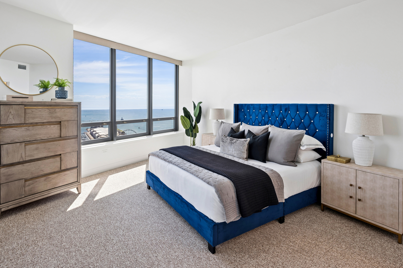600 N Lake Shore Drive Unit: 4211