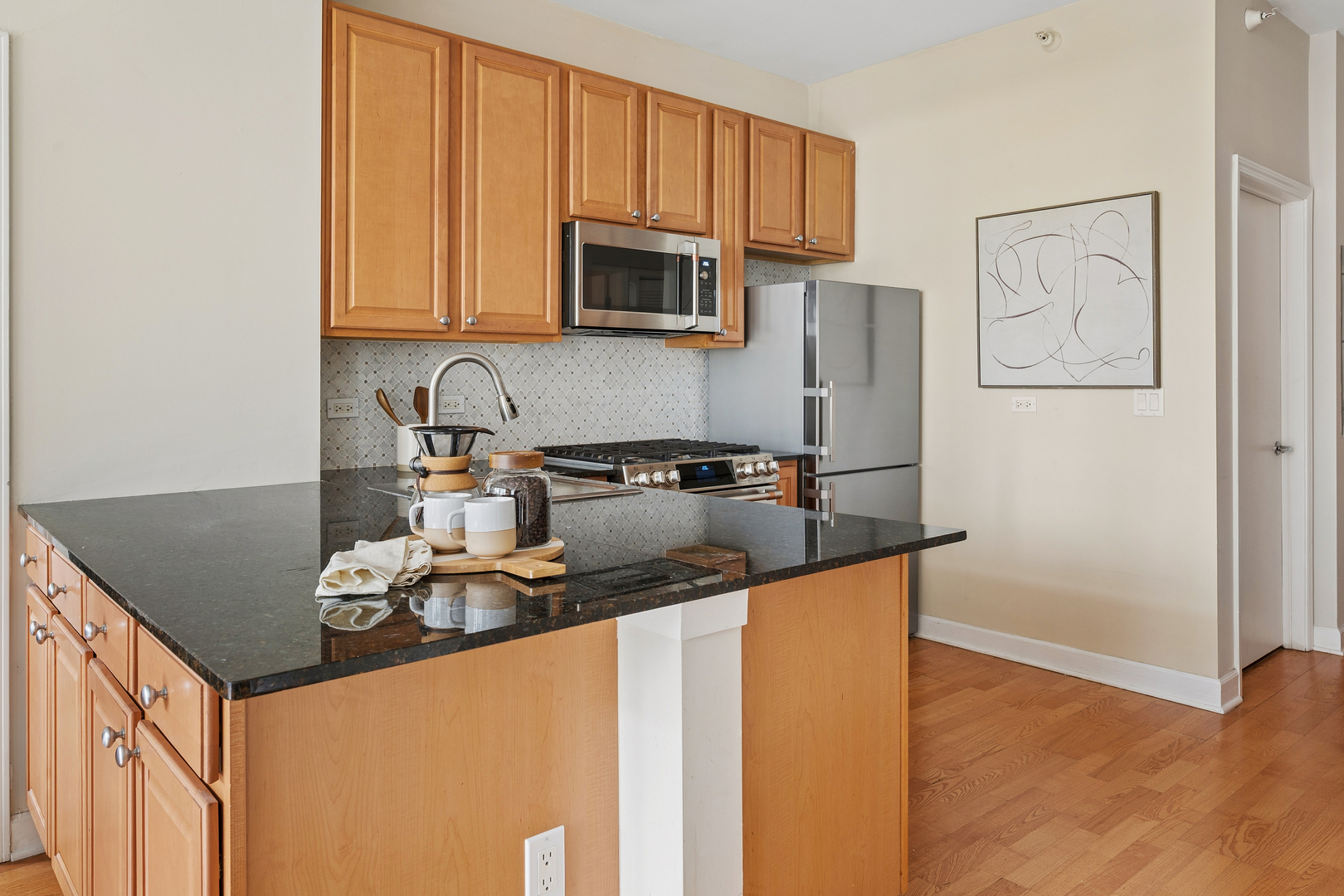 233 E 13th Street Unit: 510