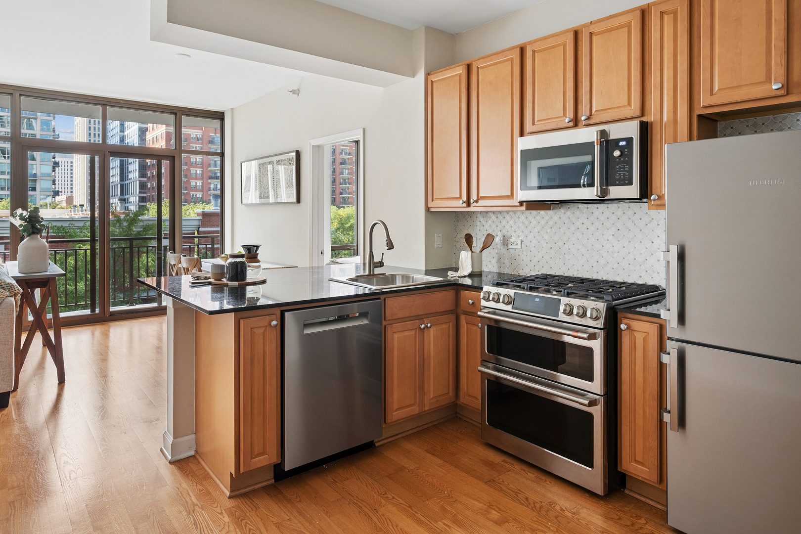 233 E 13th Street Unit: 510
