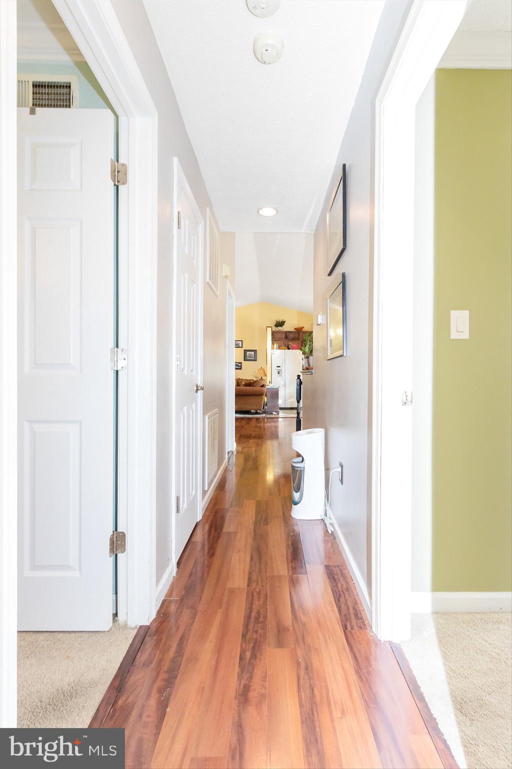 92 STRADA DRIVE EAST