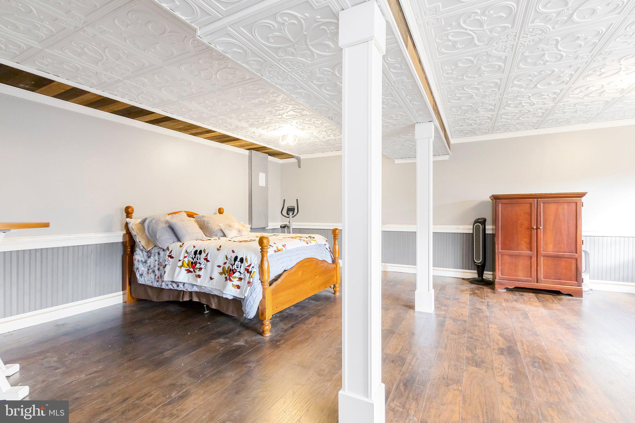 92 STRADA DRIVE EAST