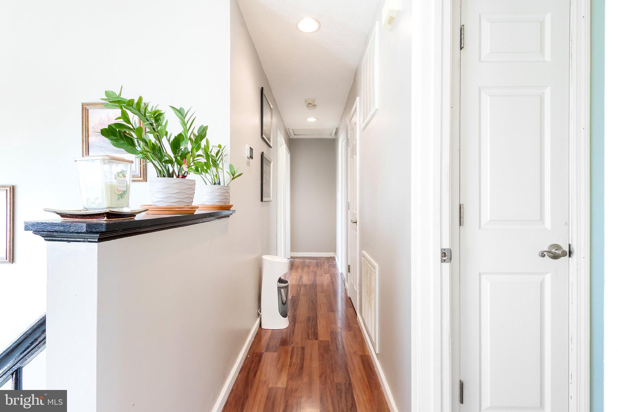 92 STRADA DRIVE EAST