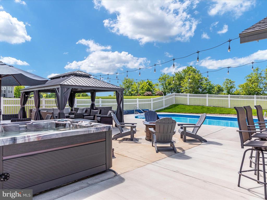 260 HALLMARK DRIVE