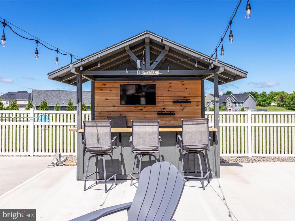 260 HALLMARK DRIVE