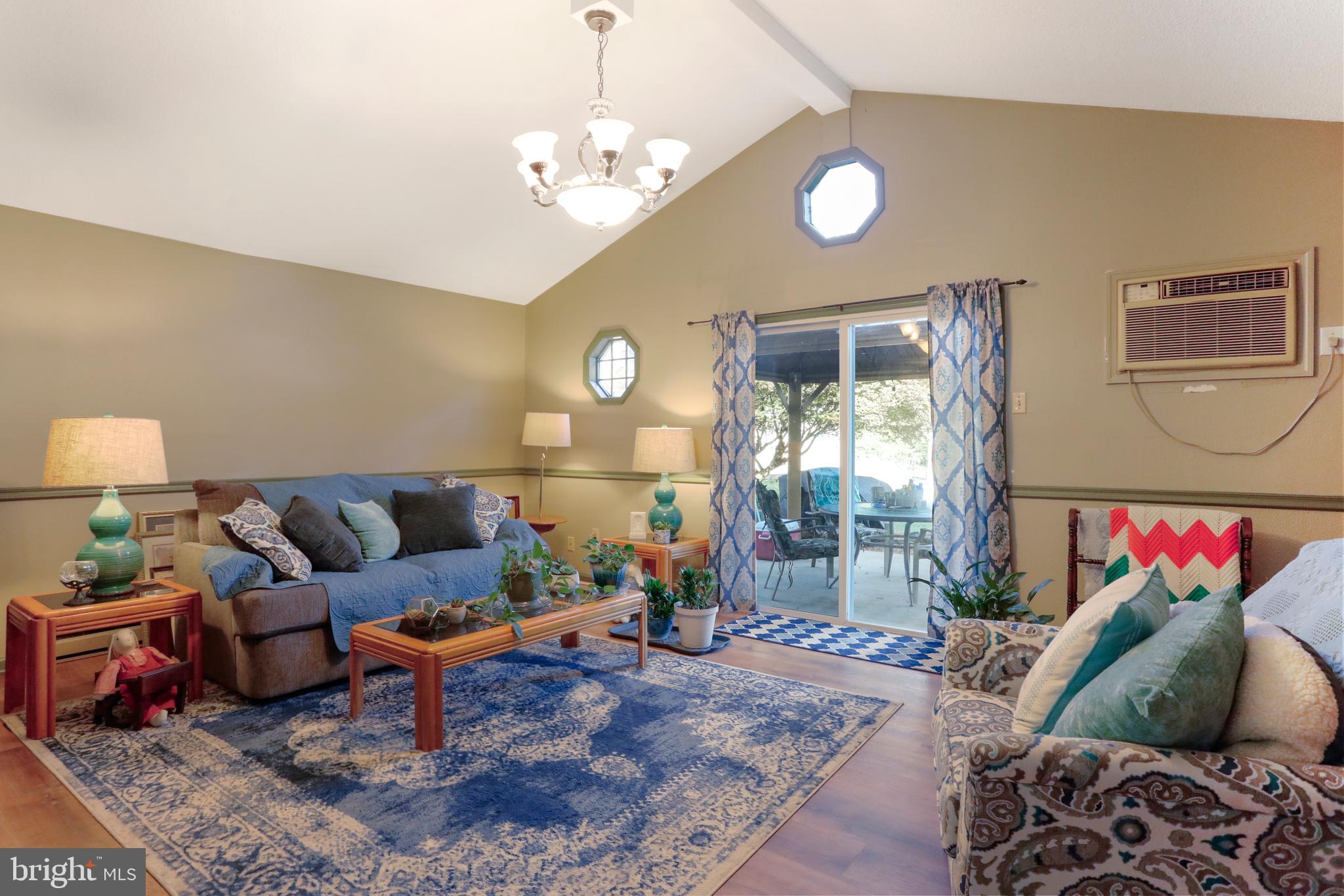 11366 WINCHESTER AVENUE