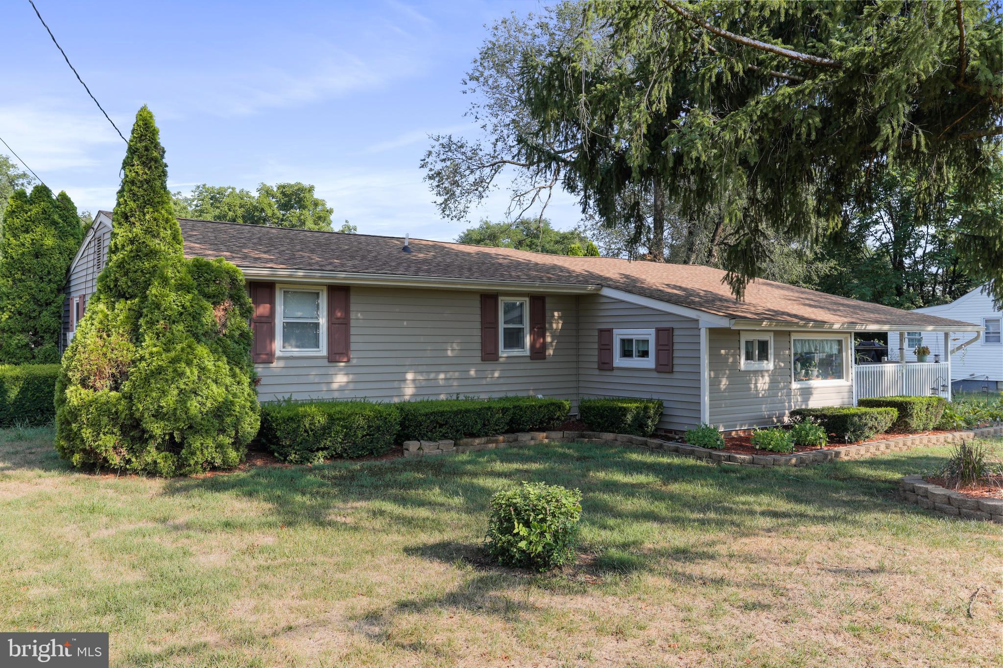 11366 WINCHESTER AVENUE