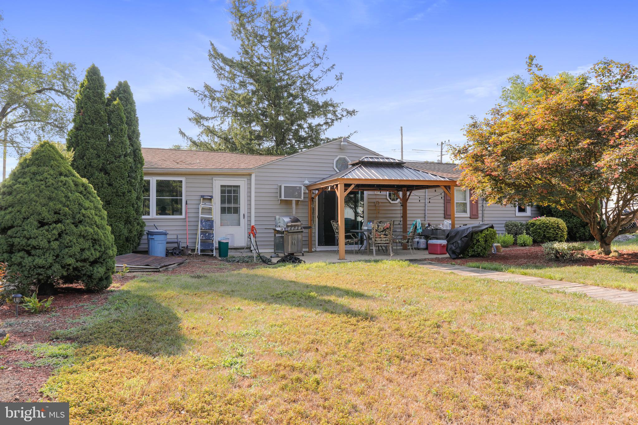 11366 WINCHESTER AVENUE