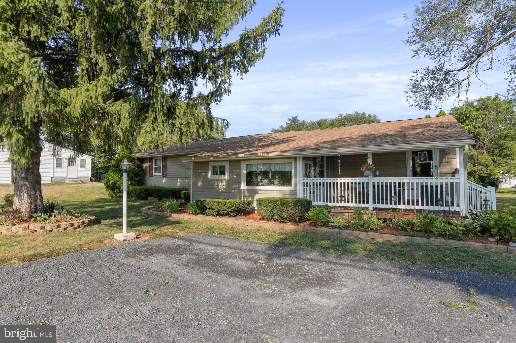 11366 WINCHESTER AVENUE