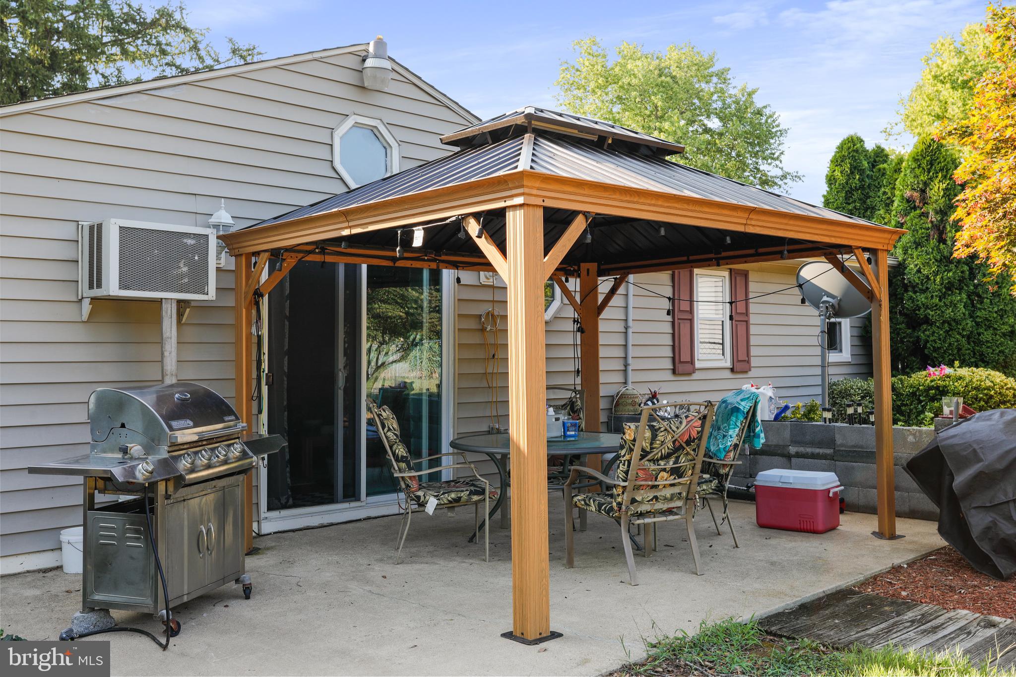 11366 WINCHESTER AVENUE