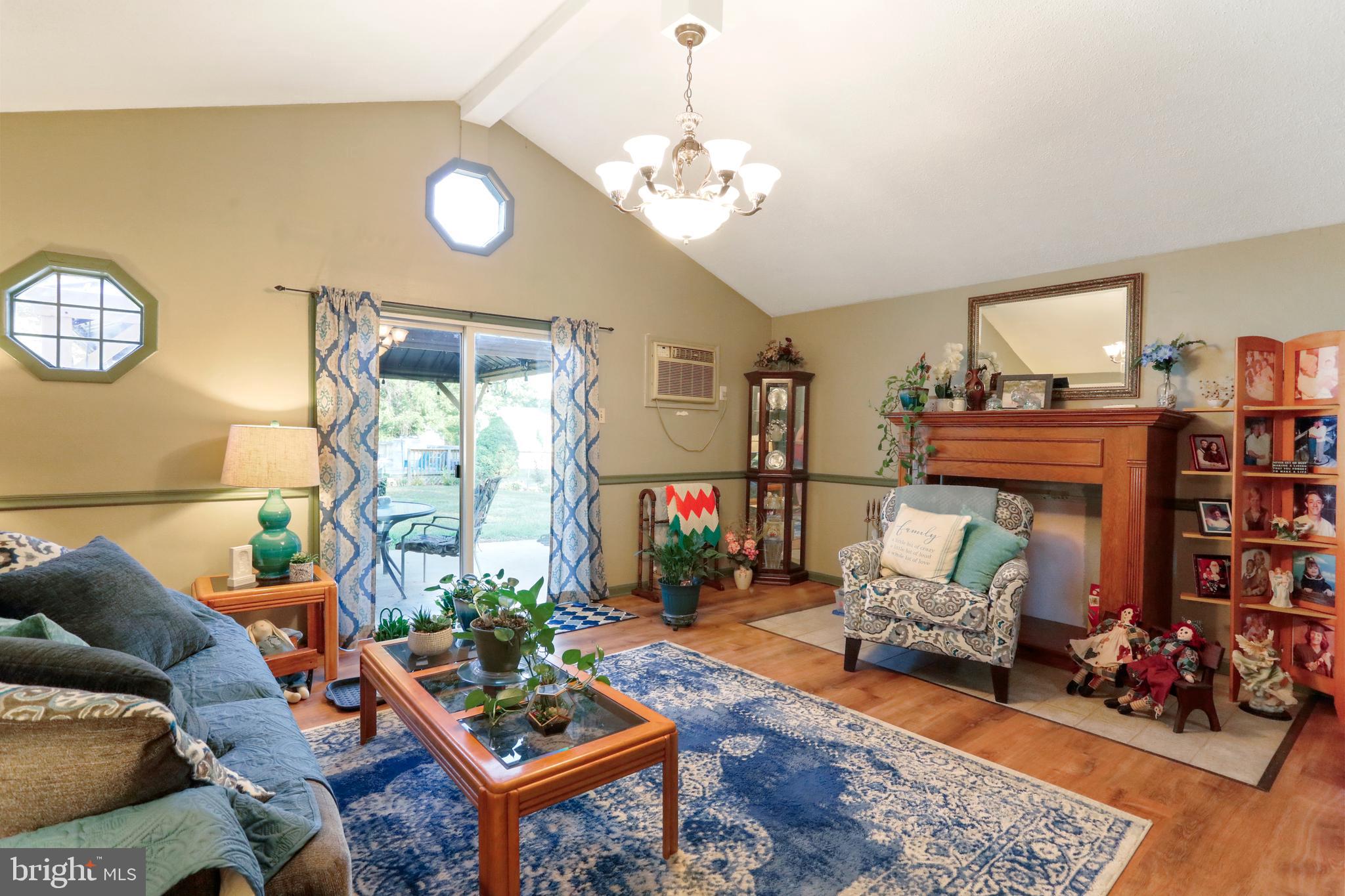 11366 WINCHESTER AVENUE