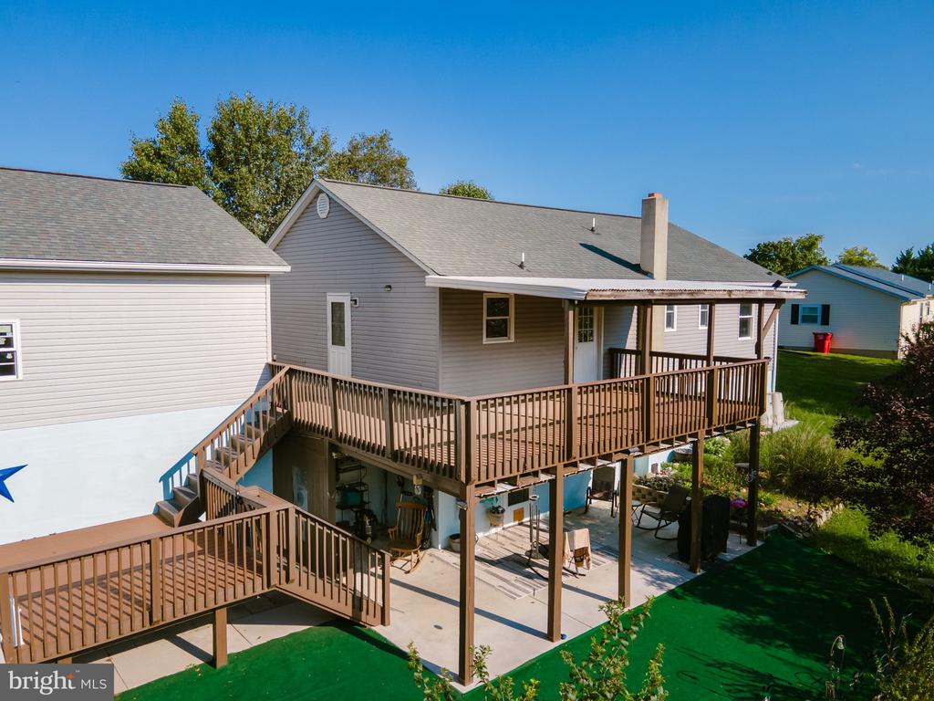 241 CRESTVIEW DRIVE