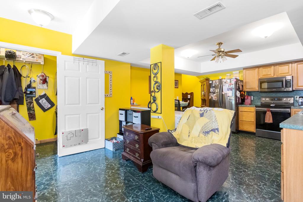 241 CRESTVIEW DRIVE