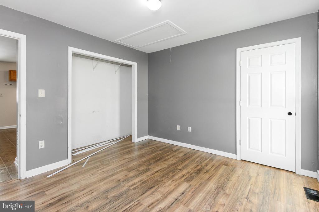 241 CRESTVIEW DRIVE