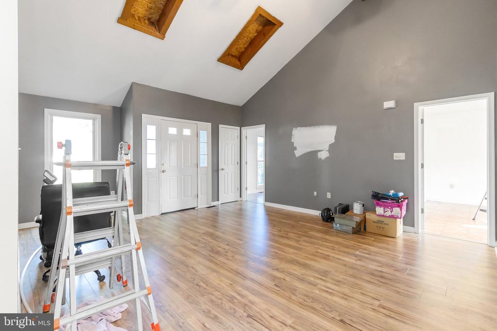 241 CRESTVIEW DRIVE