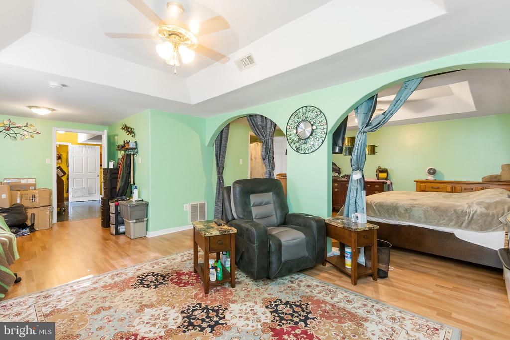 241 CRESTVIEW DRIVE