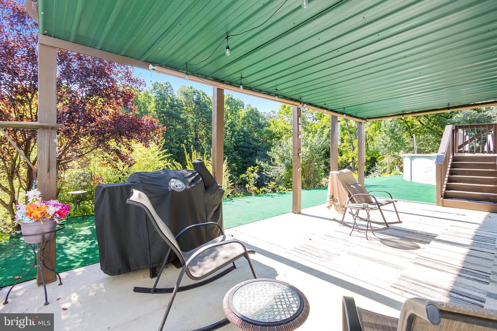 241 CRESTVIEW DRIVE