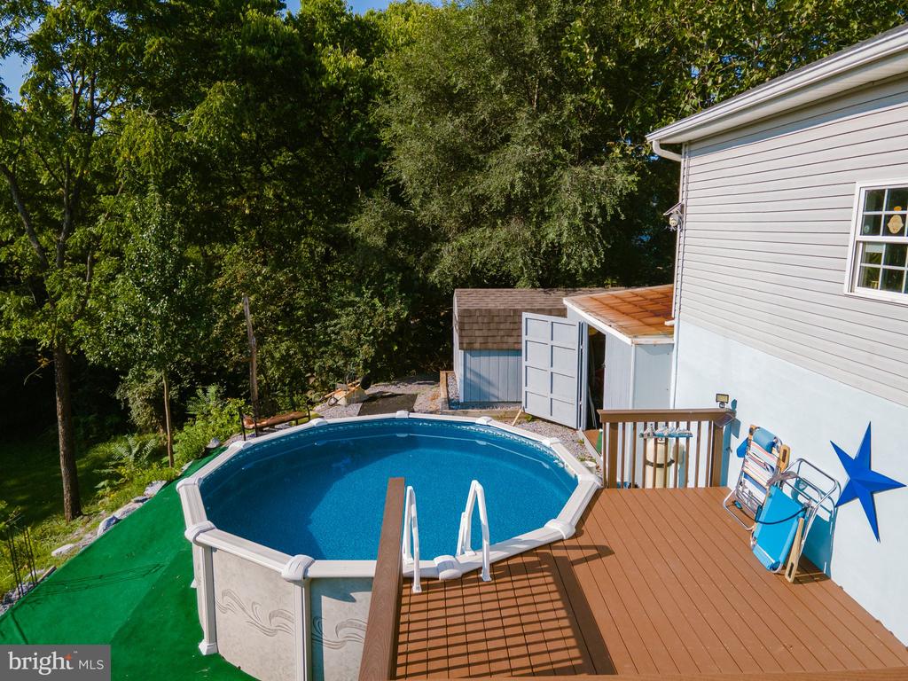 241 CRESTVIEW DRIVE