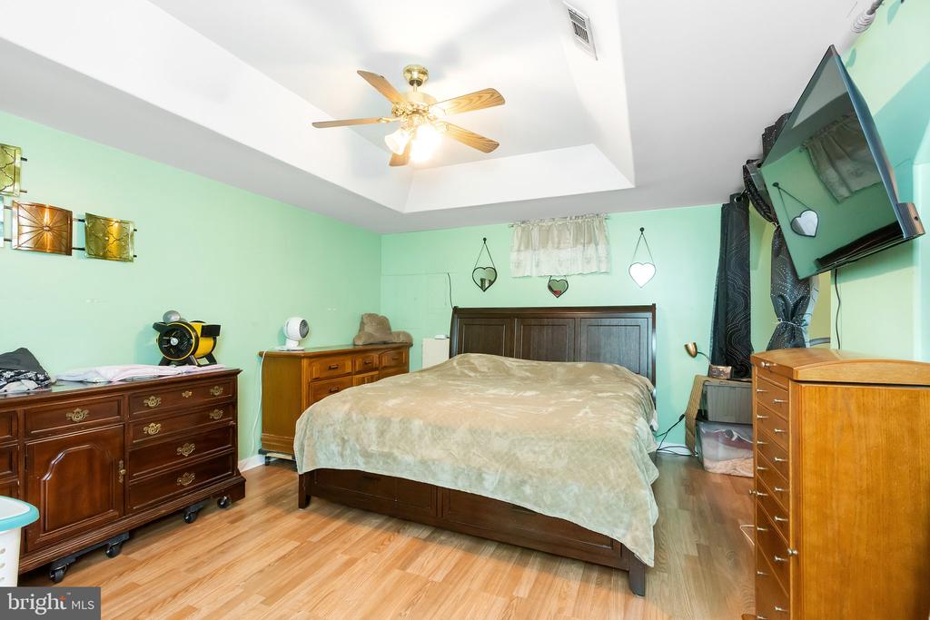 241 CRESTVIEW DRIVE