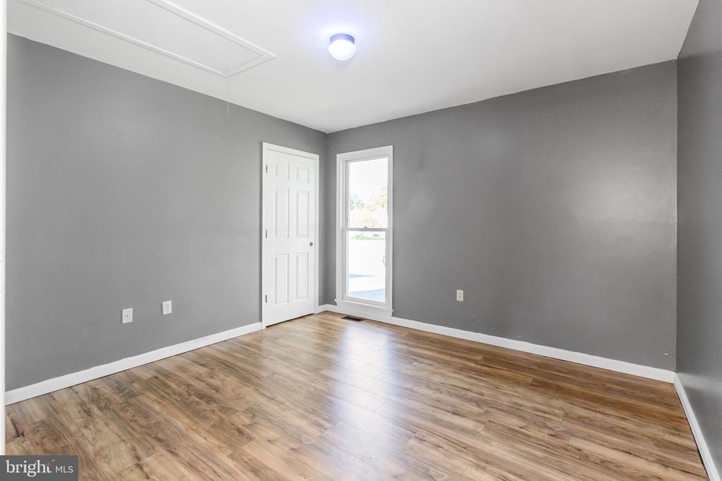 241 CRESTVIEW DRIVE