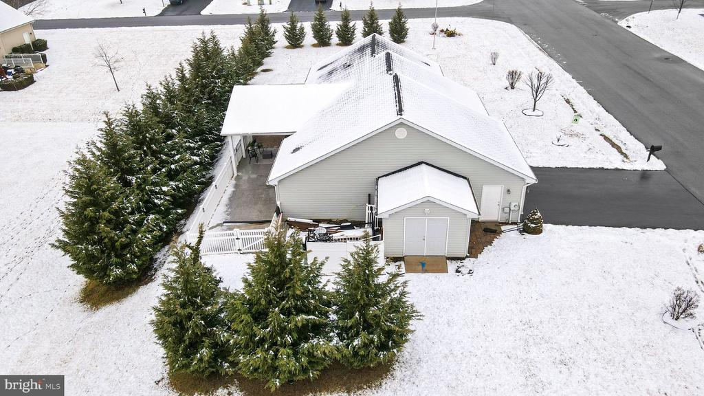 222 BALMORAL LANE