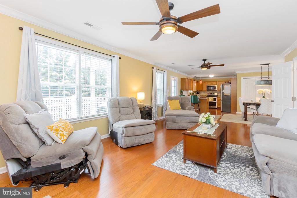 222 BALMORAL LANE