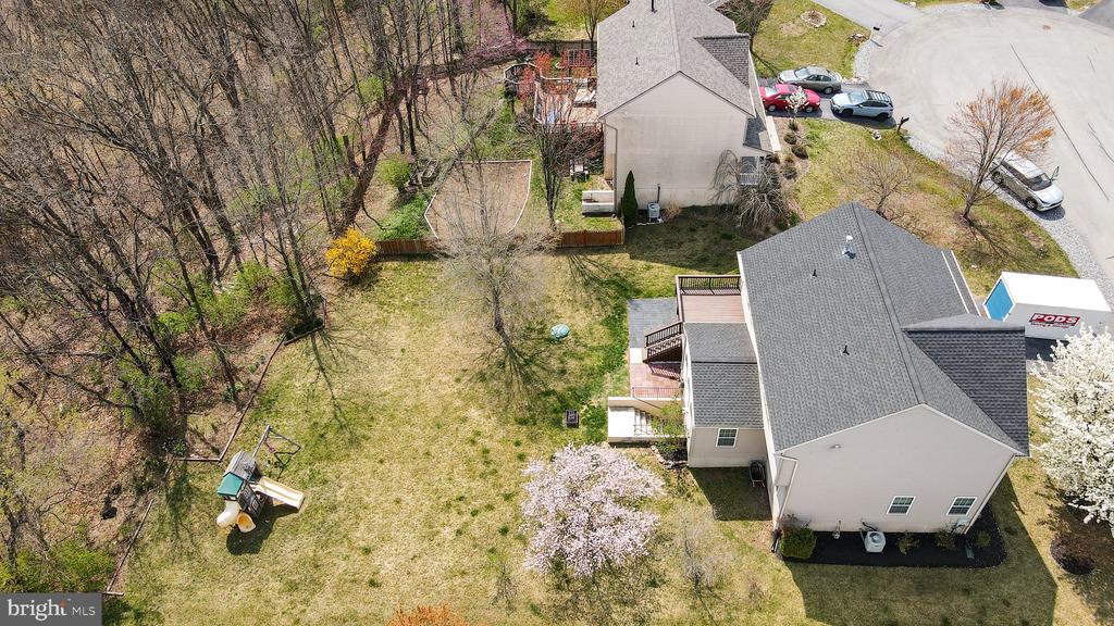 47 LOFTING LN